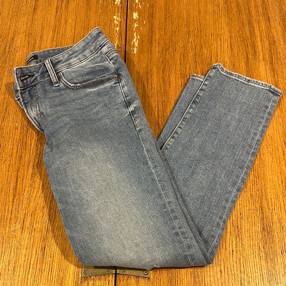 EXPRESS Men’s Light Blue Ripped Jeans 29x27